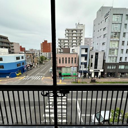 Hokusei Bldg 41 ほくせいビル 41号室 Appartement Sapporo Buitenkant foto