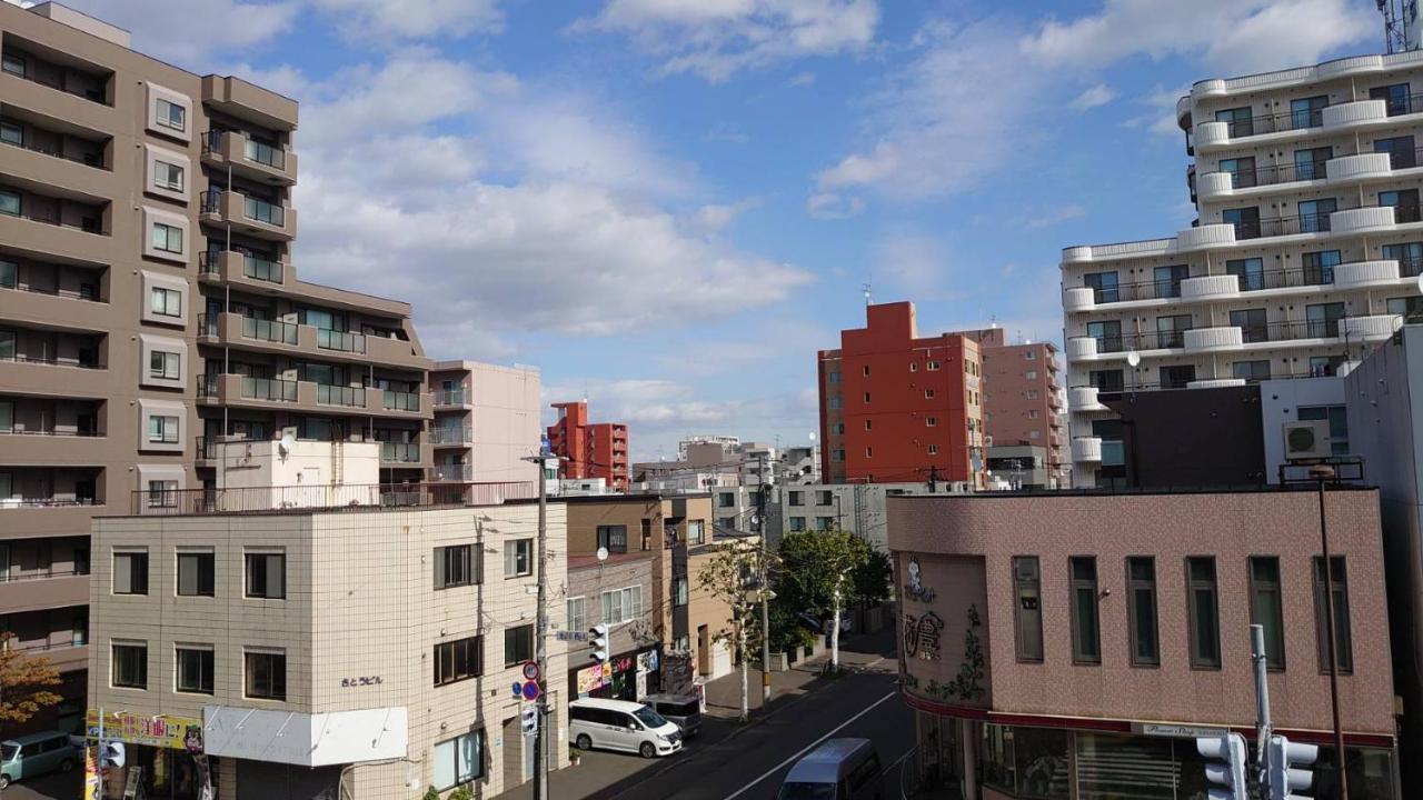 Hokusei Bldg 41 ほくせいビル 41号室 Appartement Sapporo Buitenkant foto
